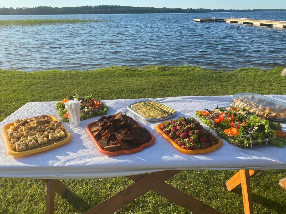 Guest House Zirga Smaids Kušneri Eksteriør bilde